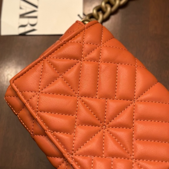 Zara Bags Zara Quilted Shoulder Bag With Chain Poshmark